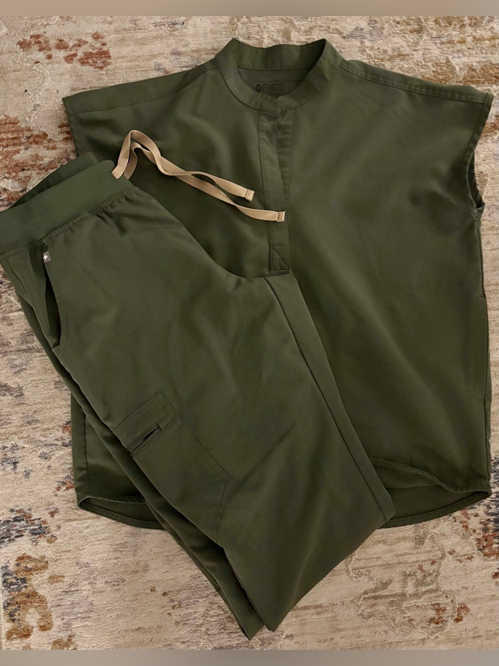 Figs Moss Green Scrub Set